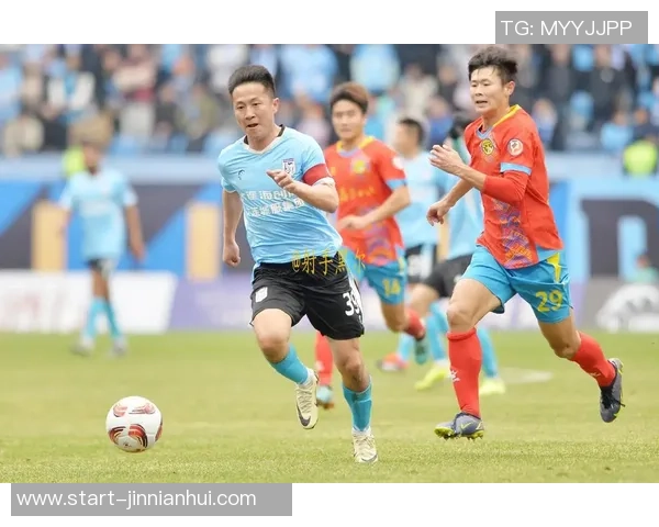 大连足球全力冲超展现拼搏精神期待重返顶级联赛辉煌时刻